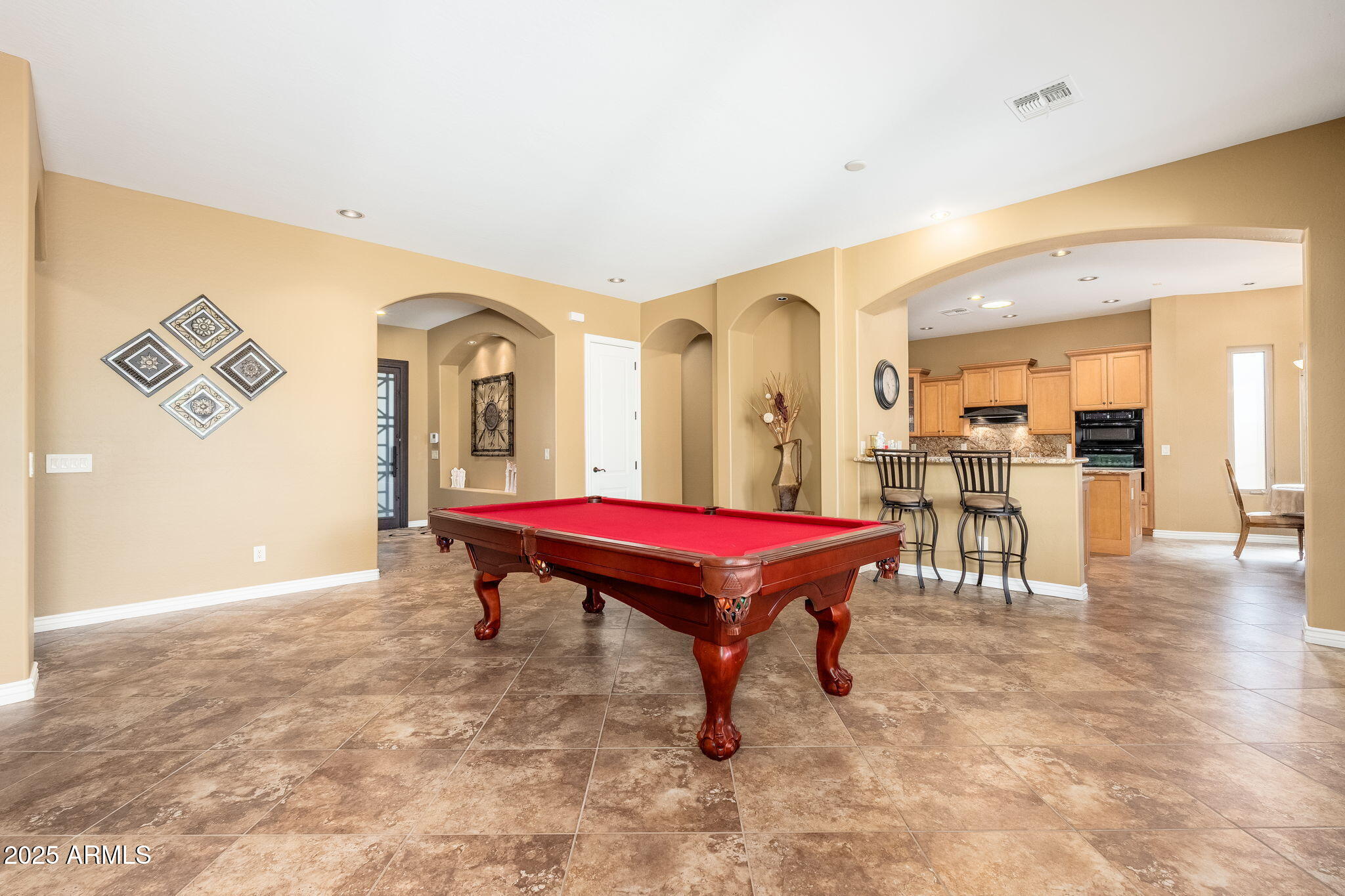213 East Summerside Road Phoenix, AZ 85042 - Photo 7 of 39 213 E Summerside Rd - 08