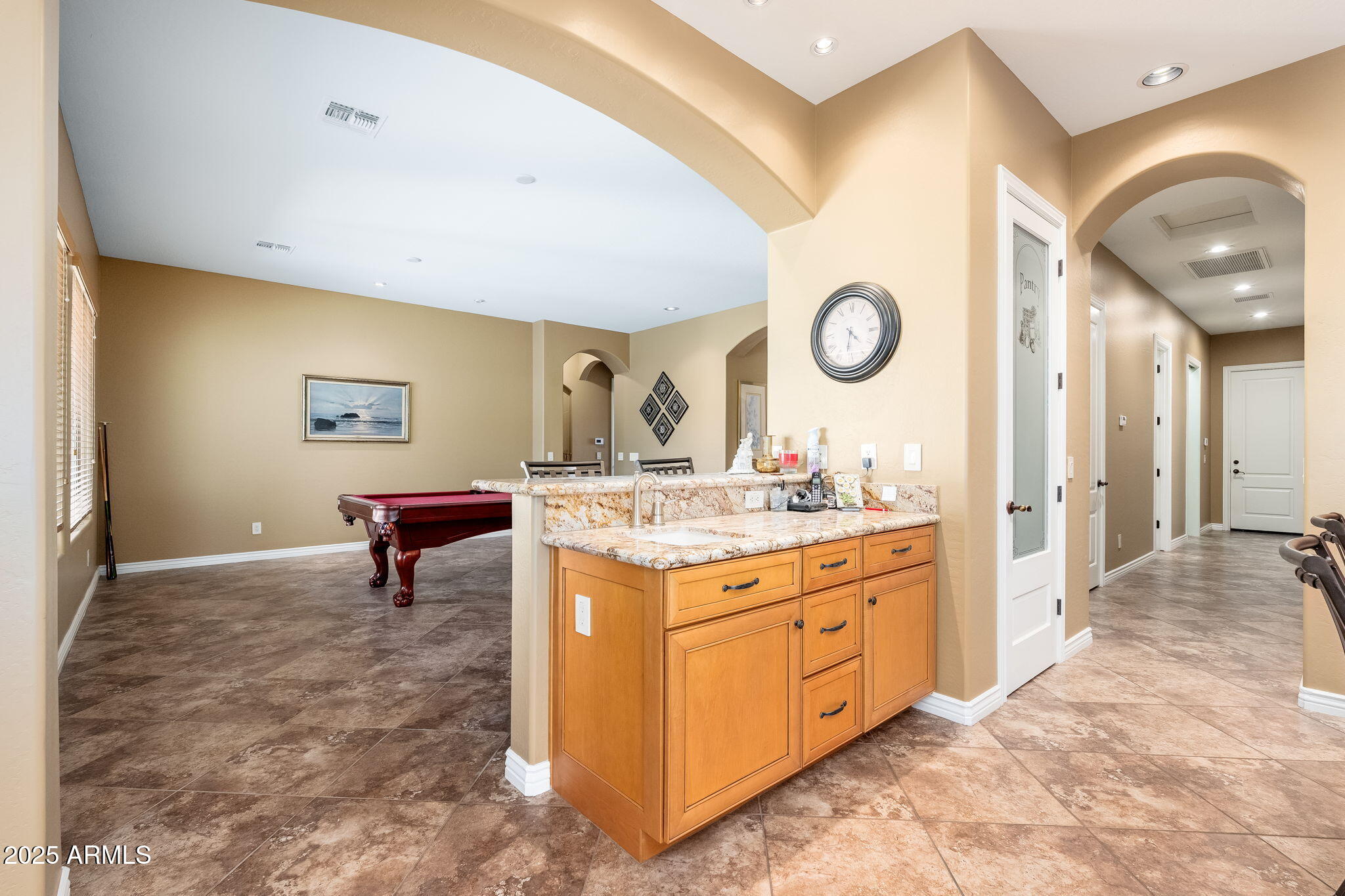 213 East Summerside Road Phoenix, AZ 85042 - Photo 9 of 39 213 E Summerside Rd - 11
