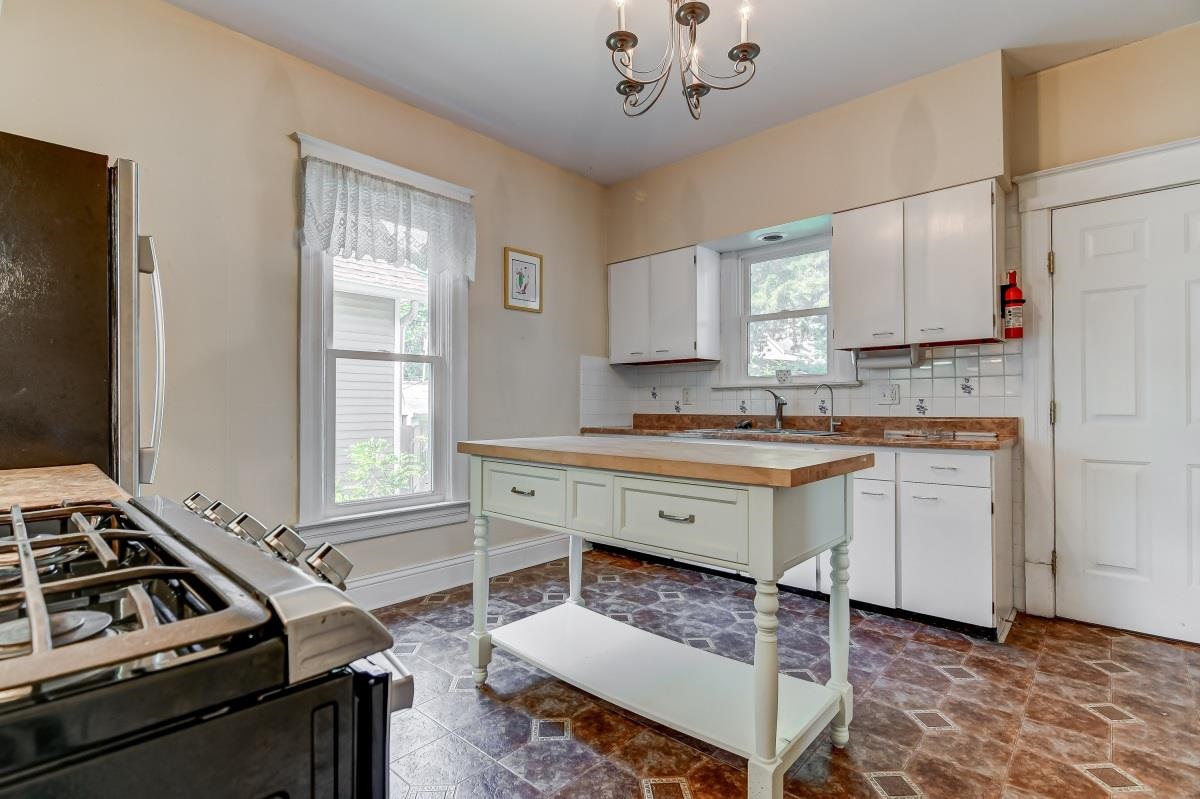 129 North English Avenue Springfield, IL 62702 - Photo 9 of 30 Gallery Image 9