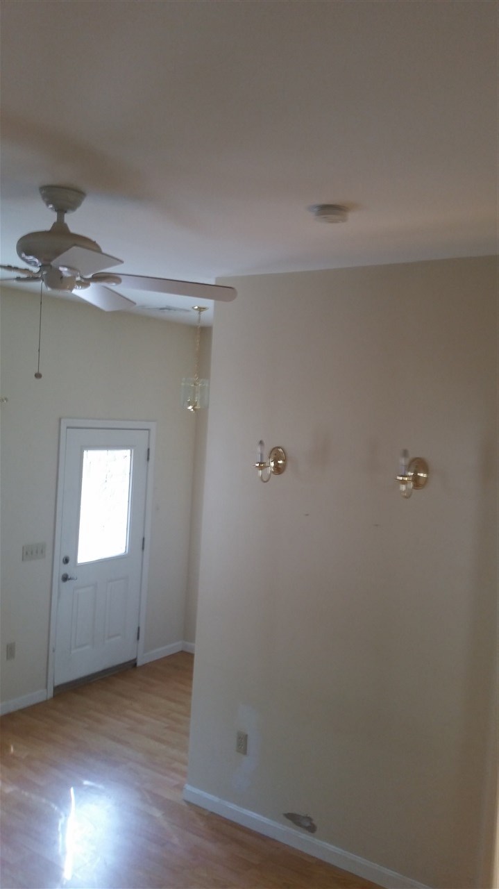 88 Tsienneto Road Derry, NH 03038 - Photo 8 of 14