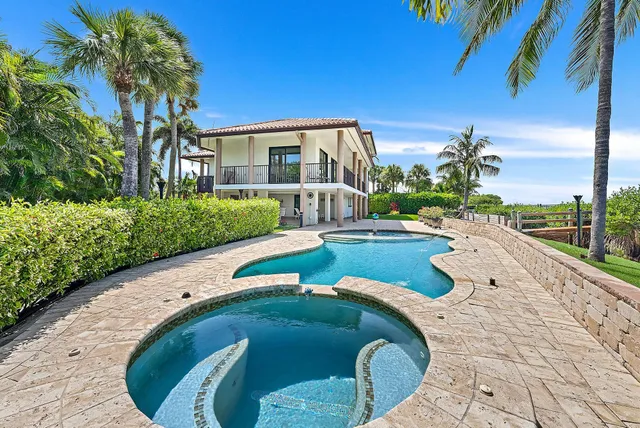 $3,495,000 | 14 Heron's Nest, Sewall's Point, FL 34996