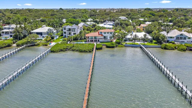 $3,495,000 | 14 Heron's Nest, Sewall's Point, FL 34996