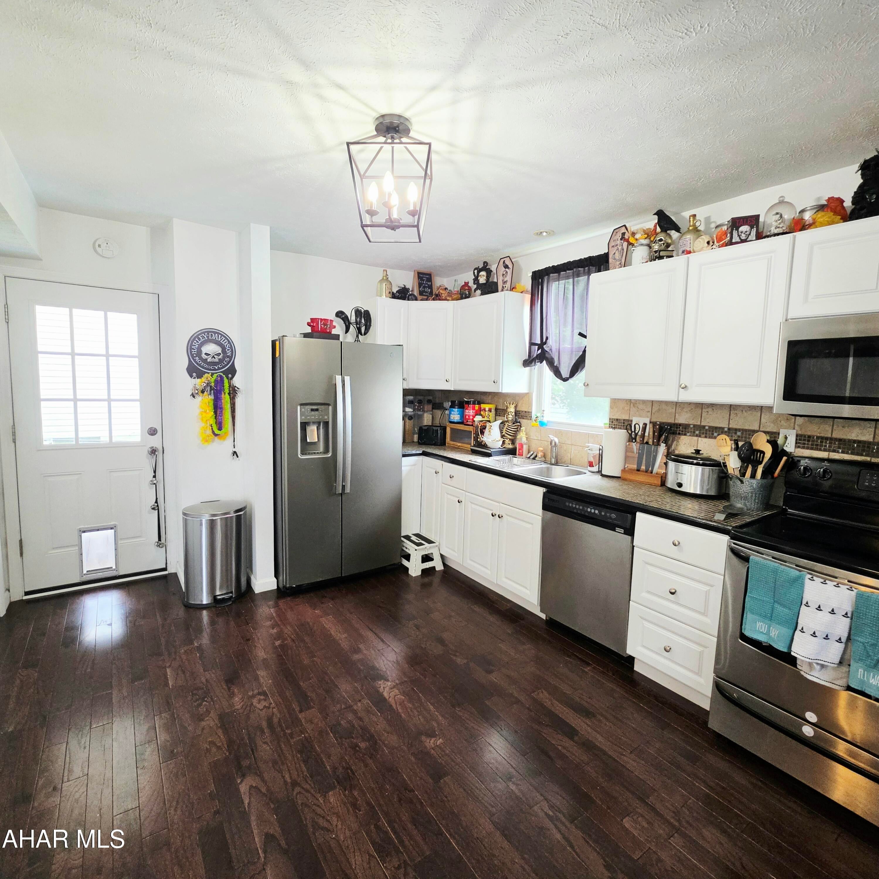 428 Poplar Street Roaring Spring, PA 16673 - Photo 8 of 26 Gallery Image 8