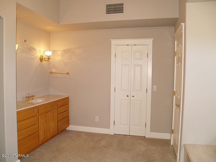 6373 West Ina Road Tucson, AZ 85743 - Photo 15 of 25 Gallery Image 15