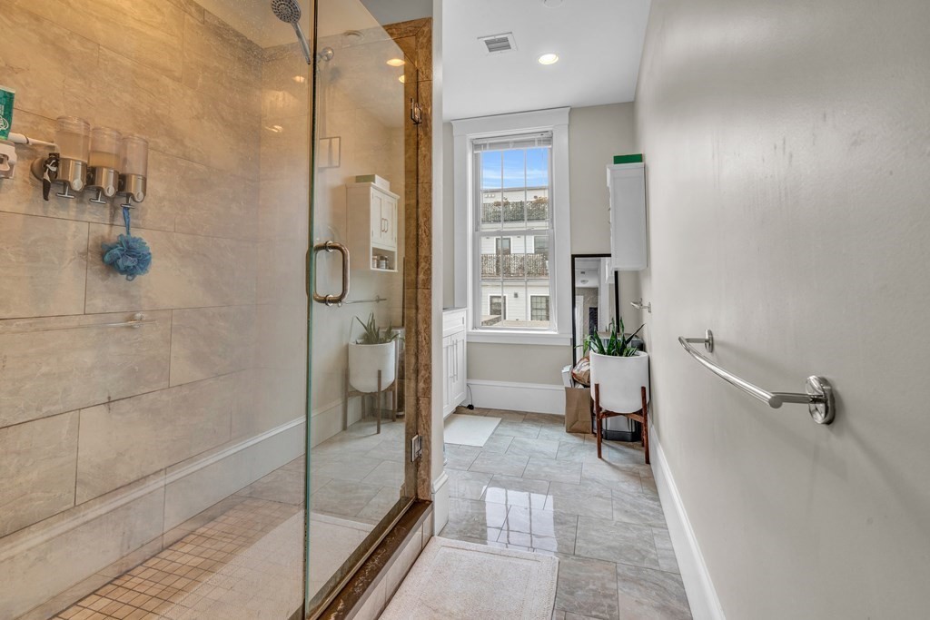 264 Athens Street, Unit 7 Boston, MA 02127 - Photo 14 of 27