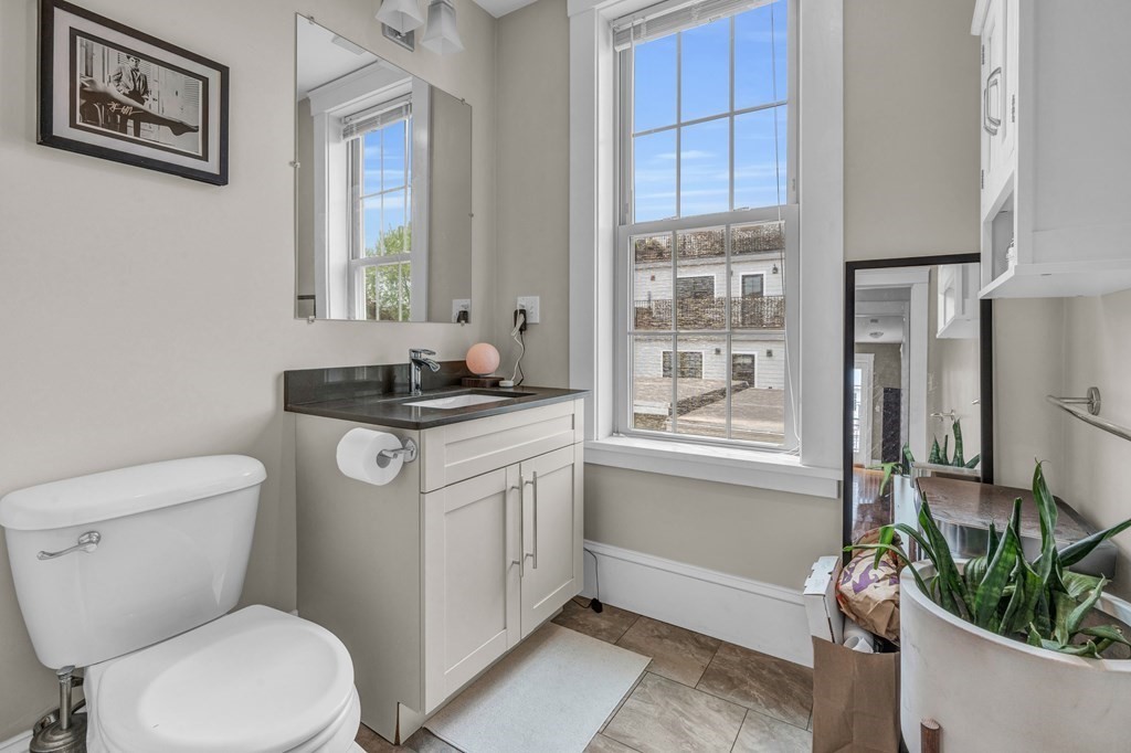 264 Athens Street, Unit 7 Boston, MA 02127 - Photo 15 of 27