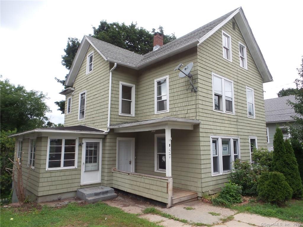 Exterior Front Left