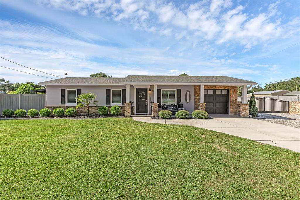 513 East Kicklighter Road Lake Helen, FL 32744 - Photo 2 of 45 Gallery Image 2