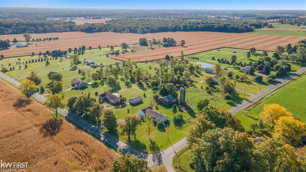 10024 Beard Road Byron, MI 48418 - Photo 38 of 44 50056757-37.JPG