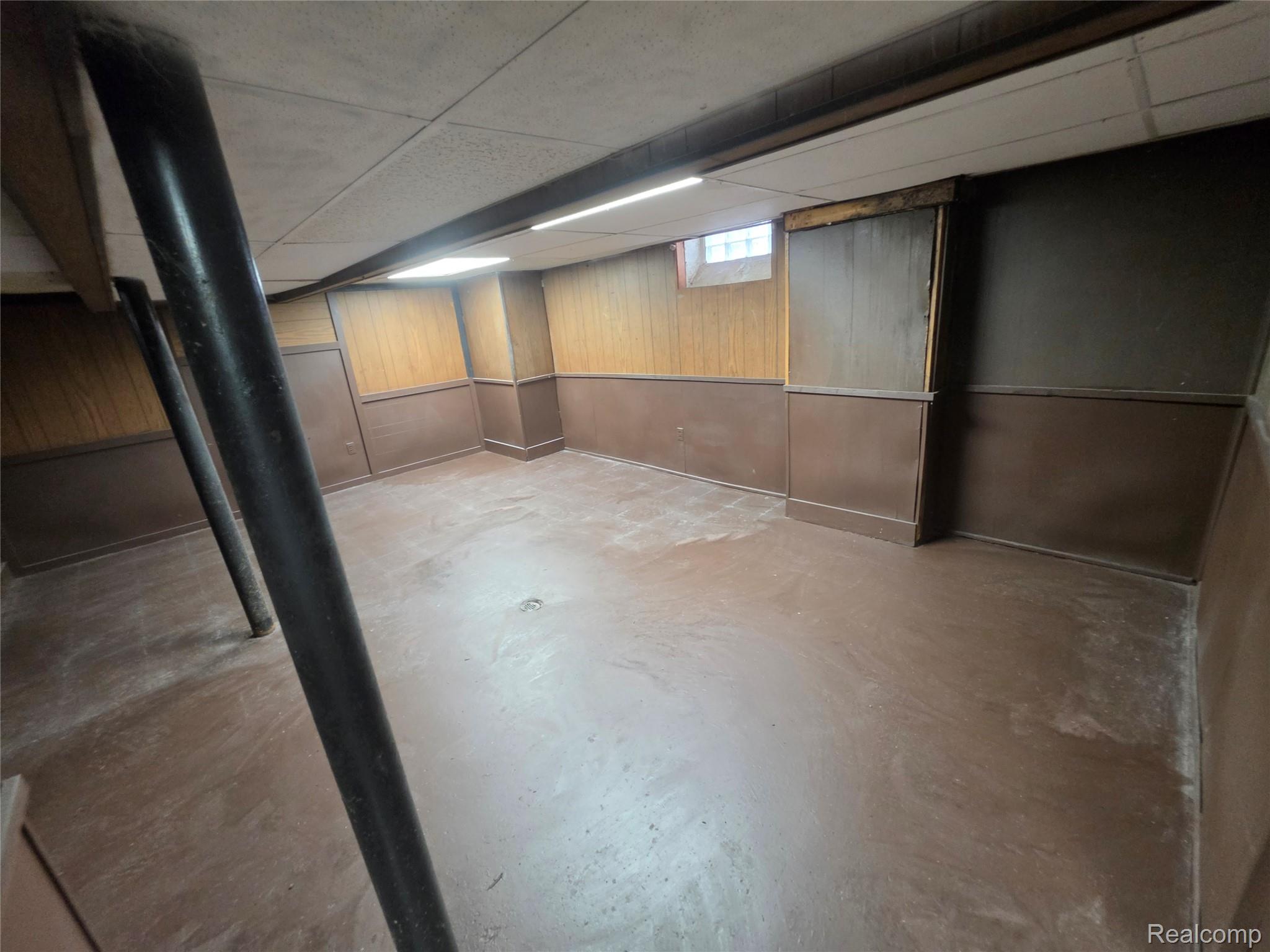 18539 Lahser Road Detroit, MI 48219 - Photo 19 of 23 Additional content