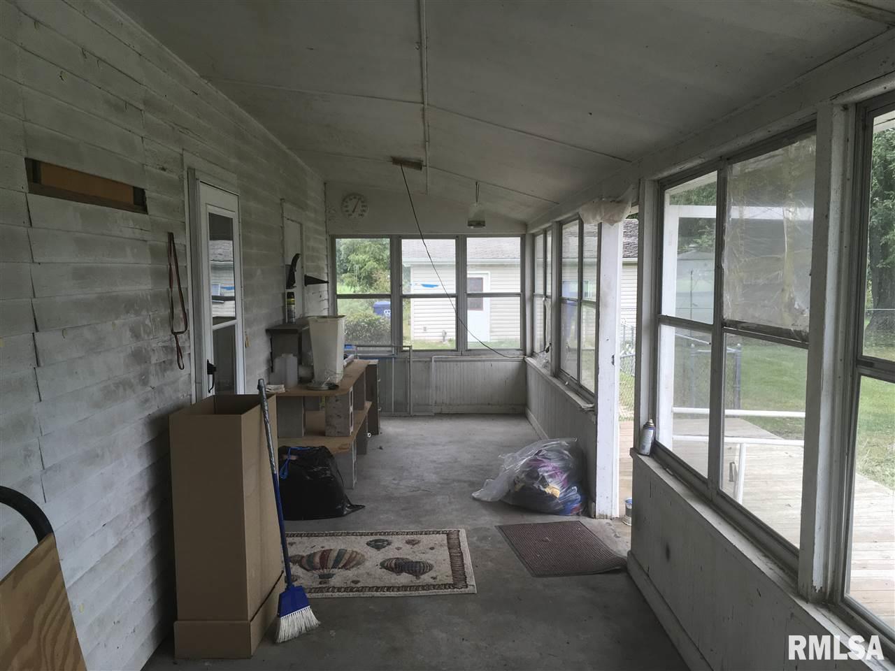 5136 Ricker Hill Road Davenport, IA 52802 - Photo 20 of 20 Gallery Image 20