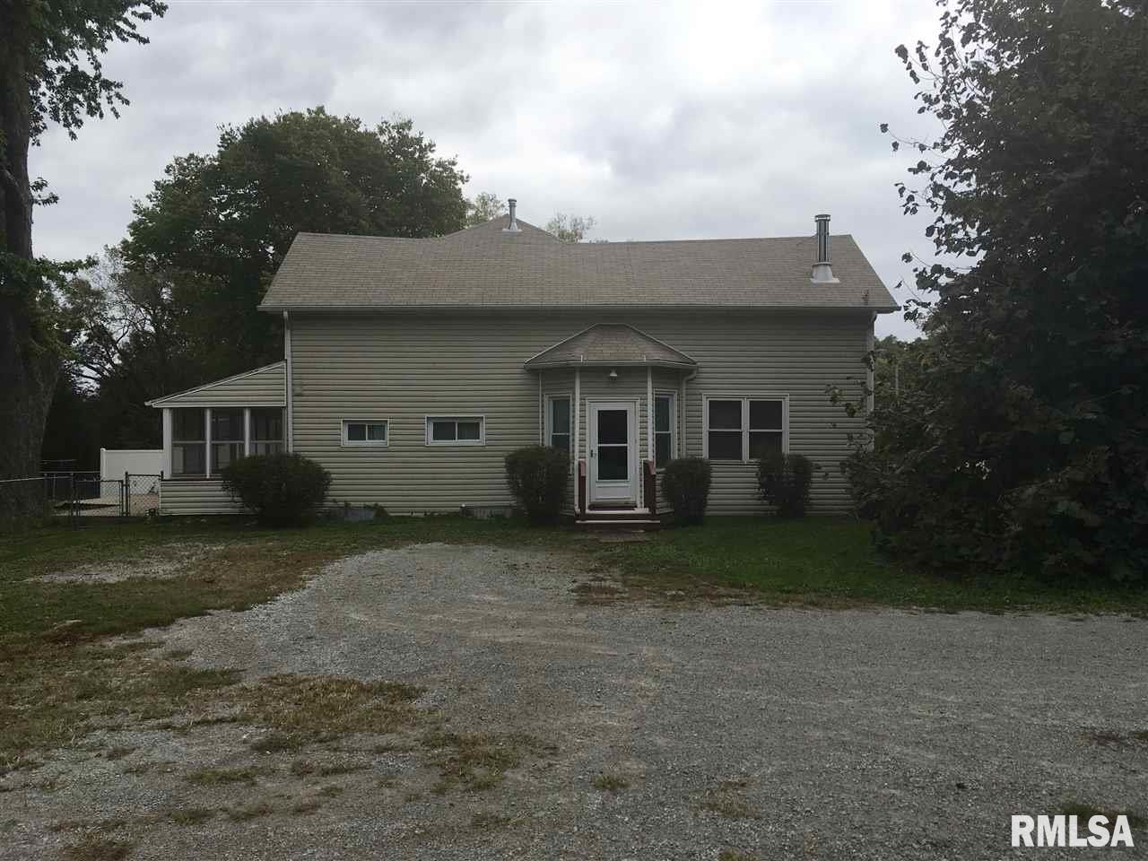 5136 Ricker Hill Road Davenport, IA 52802 - Photo 2 of 20 Gallery Image 2
