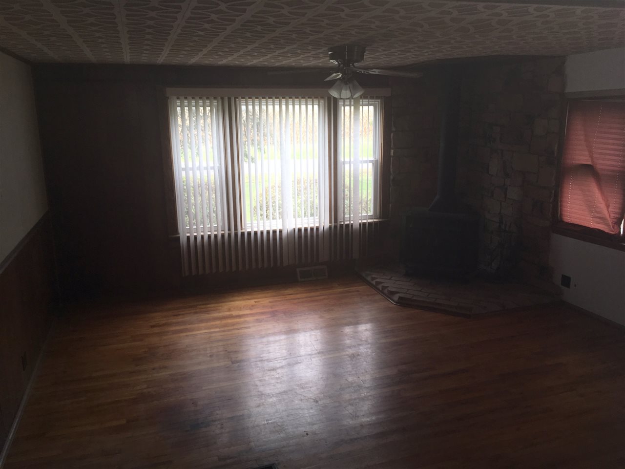 5136 Ricker Hill Road Davenport, IA 52802 - Photo 10 of 20 Gallery Image 10