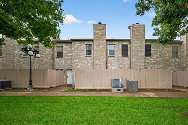 $154,000 | 3200 Holly Hall Street, Unit 3200, Houston, TX 77054