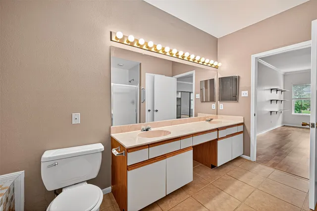 $160,000 | 3200 Holly Hall Street, Unit 3200, Houston, TX 77054