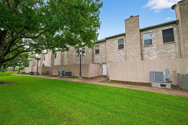 $154,000 | 3200 Holly Hall Street, Unit 3200, Houston, TX 77054
