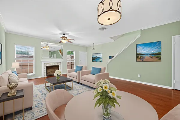 $154,000 | 3200 Holly Hall Street, Unit 3200, Houston, TX 77054