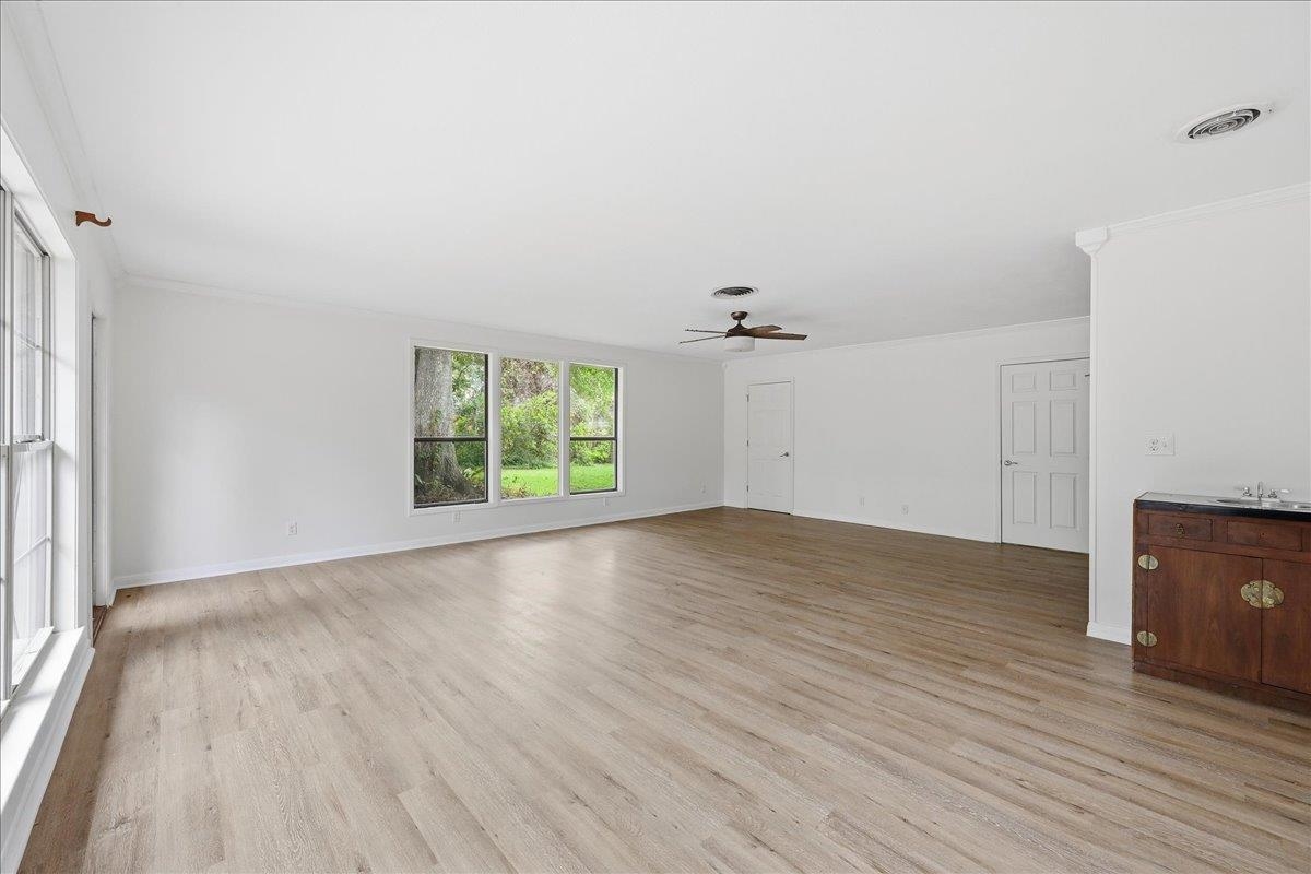 5590 Clinton Street Beaumont, TX 77706 - Photo 18 of 37
