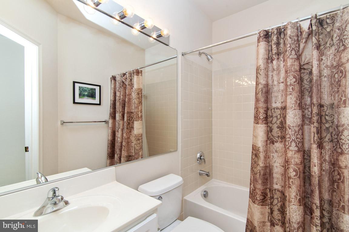 9079 Ribbon Falls Loop Bristow, VA 20136 - Photo 21 of 22 Basement Full Bath