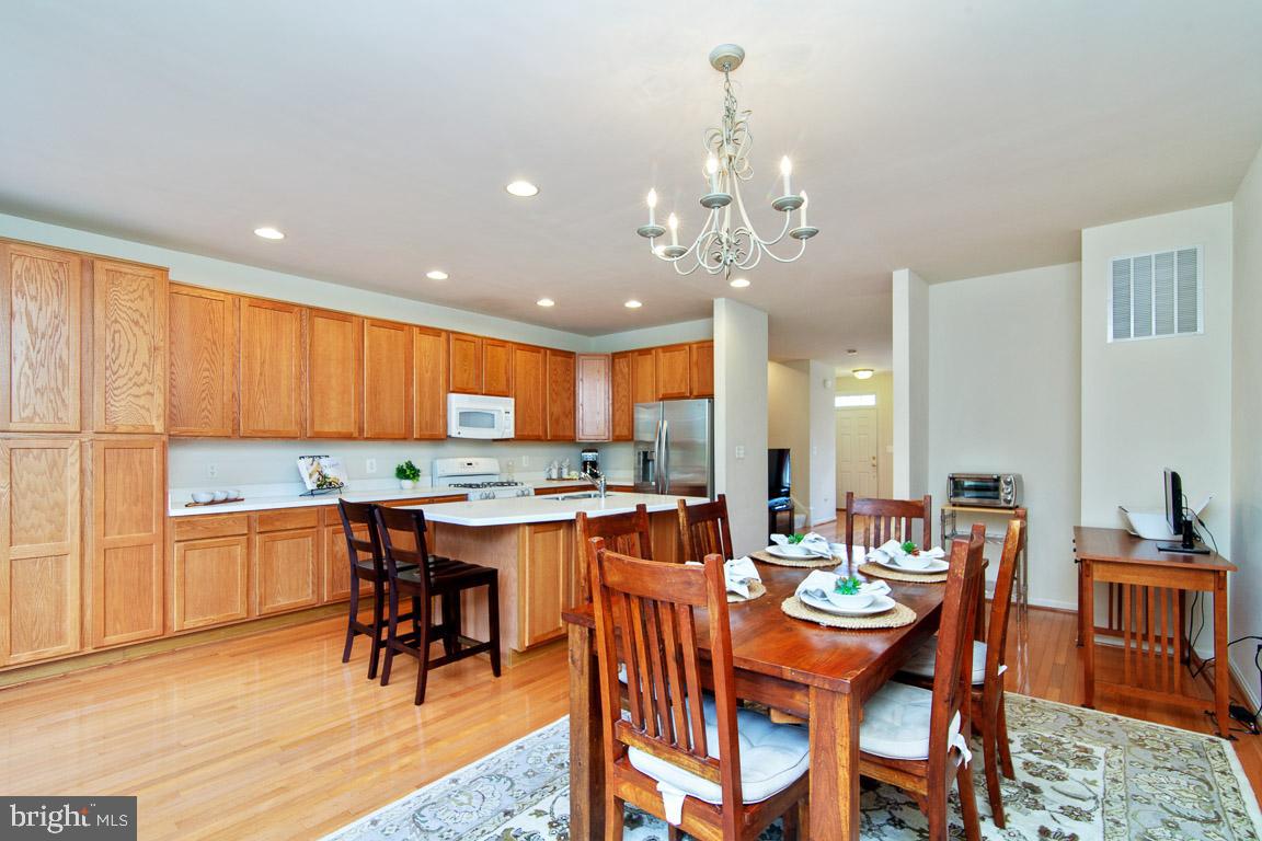 9079 Ribbon Falls Loop Bristow, VA 20136 - Photo 7 of 22 Gallery Image 7