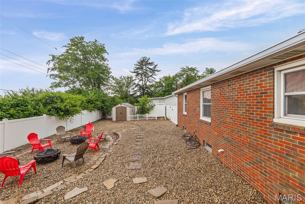 1202 Belleville Street Lebanon, IL 62254 - Photo 6 of 40
