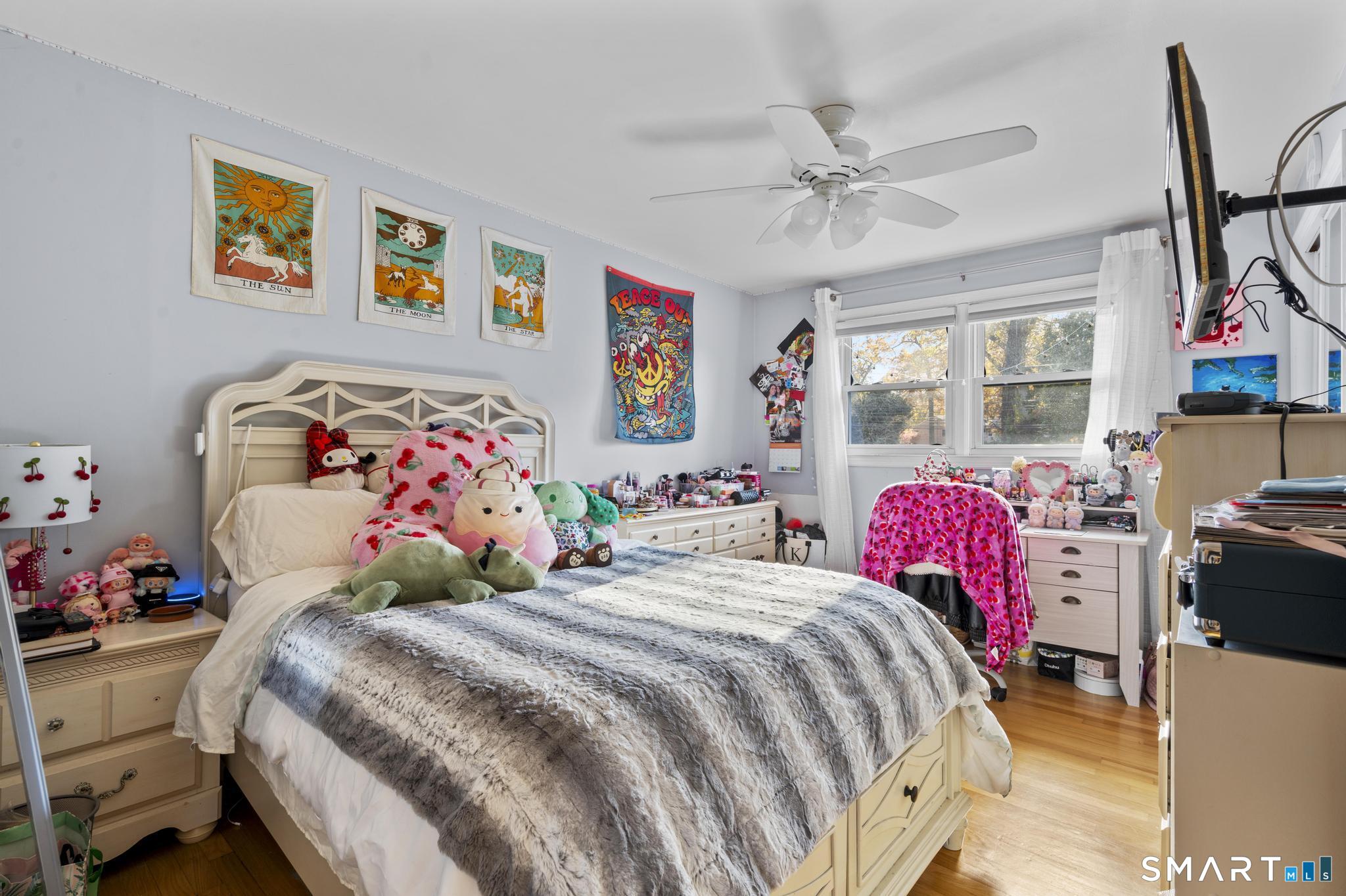 170 Pumpkin Ground Road Stratford, CT 06614 - Photo 14 of 38