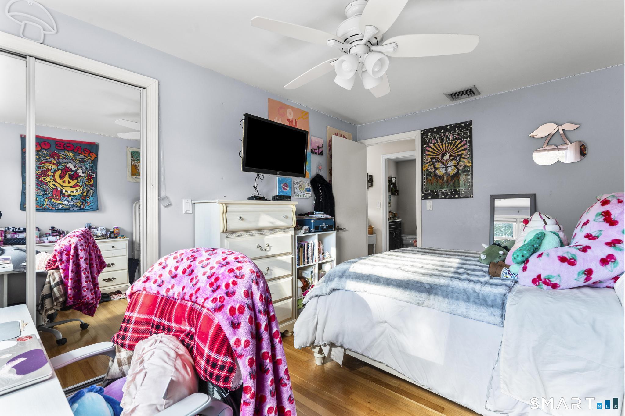 170 Pumpkin Ground Road Stratford, CT 06614 - Photo 15 of 38