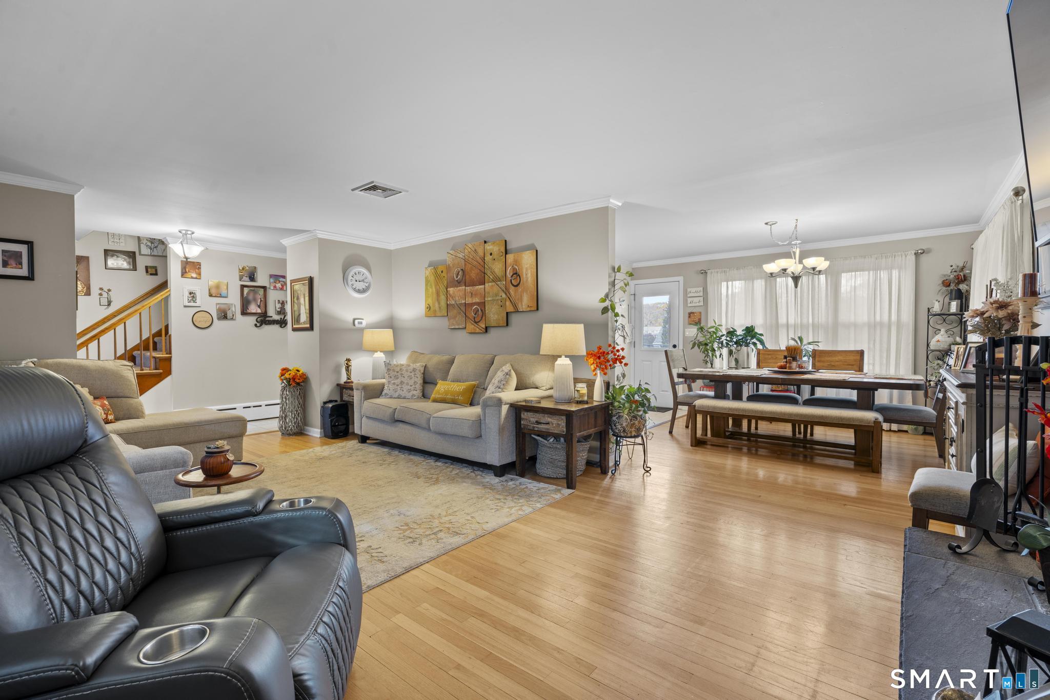 170 Pumpkin Ground Road Stratford, CT 06614 - Photo 6 of 38