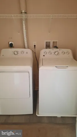 $1,995 | 930 Admiral's Quay Drive, Mechanicsburg, PA 17050