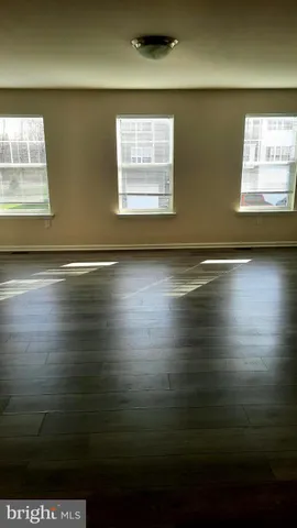 $1,995 | 930 Admiral's Quay Drive, Mechanicsburg, PA 17050