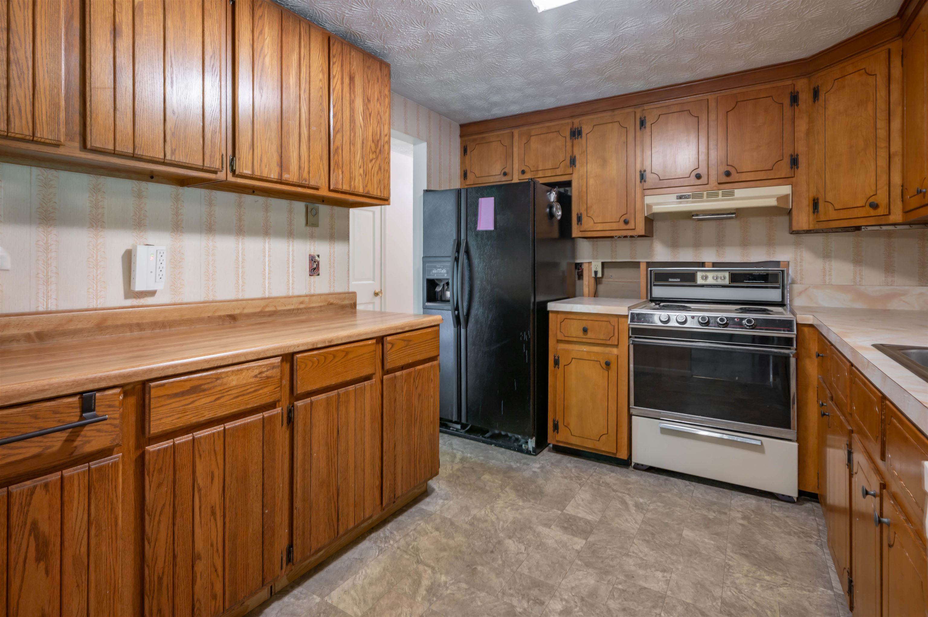 72 Back River Road Merrimack, NH 03054 - Photo 9 of 37 Gallery Image 9