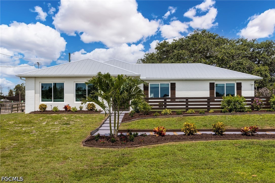 12090 Shawnee Road Fort Myers, FL 33913 - Photo 5 of 50