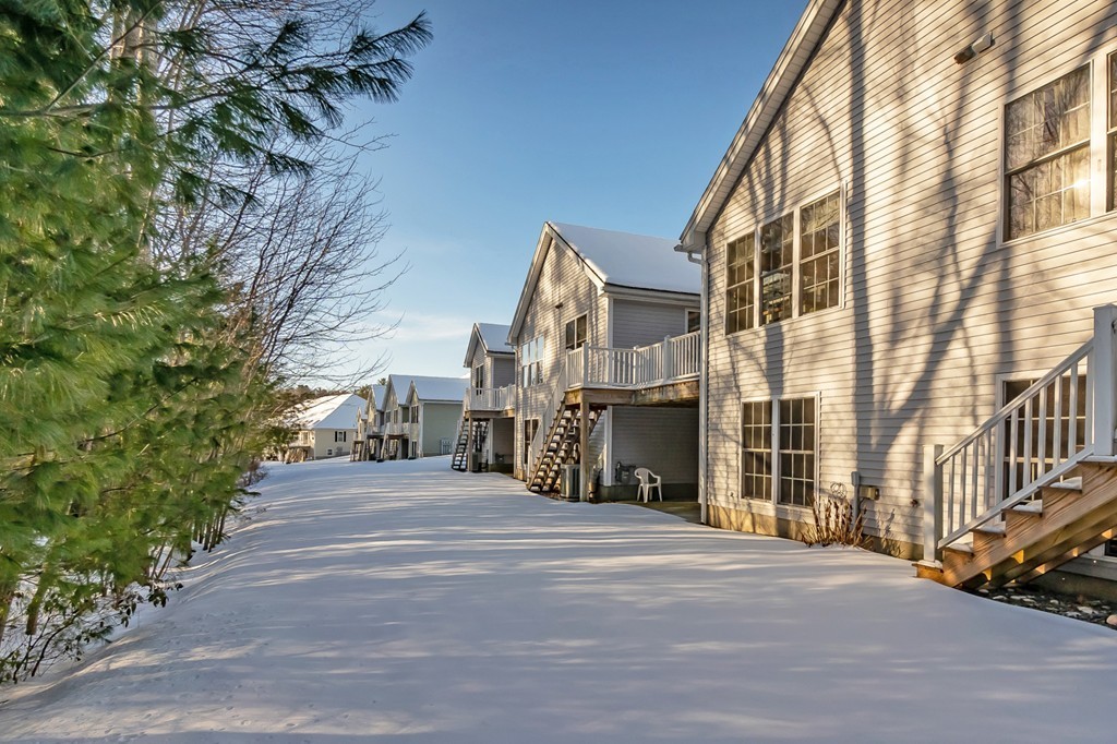 49 Riley Road, Unit 49 Lunenburg, MA 01462 - Photo 28 of 29