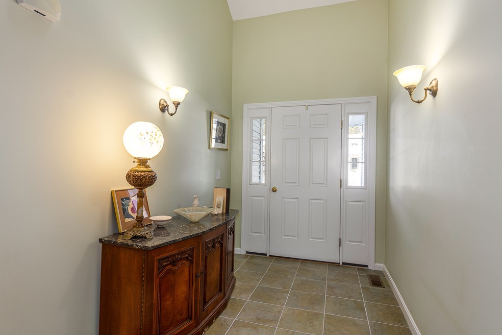 49 Riley Road, Unit 49 Lunenburg, MA 01462 - Photo 3 of 29