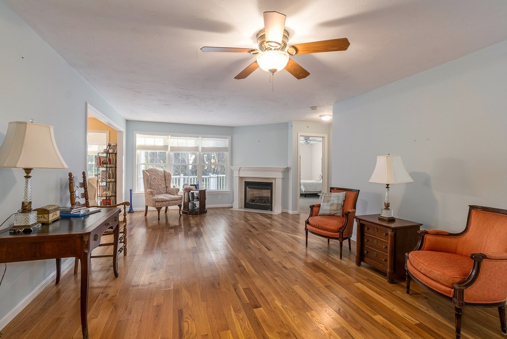 49 Riley Road, Unit 49 Lunenburg, MA 01462 - Photo 6 of 29