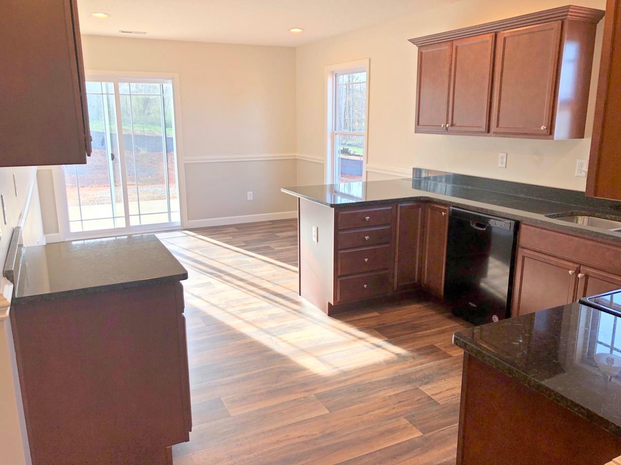 448 Old John Dodd Road Boiling Springs, SC 29316 - Photo 4 of 12 Gallery Image 4