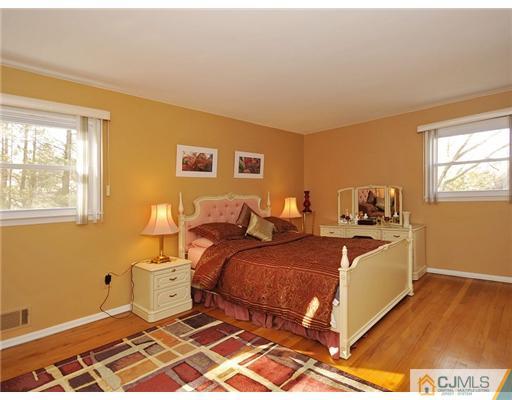 2 Buck Road East Brunswick, NJ 08816 - Photo 5 of 10 Gallery Image 5