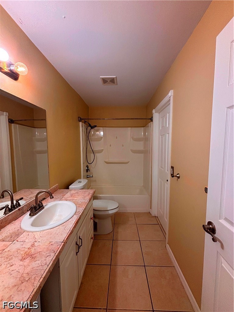 1977 46th Street Southwest Naples, FL 34116 - Photo 2 of 15
