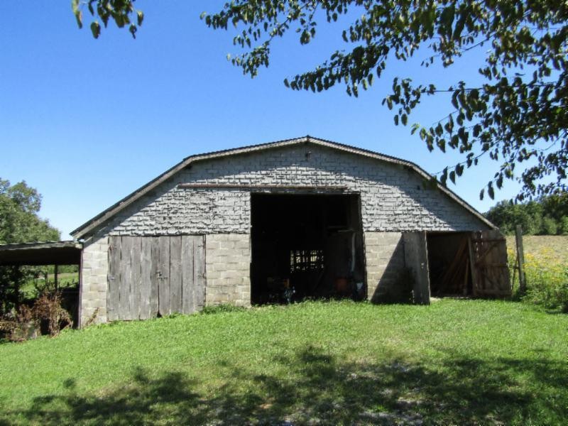 306 Ernie Hurst Road Deer Lodge, TN 37726 - Photo 19 of 38 Gallery Image 19