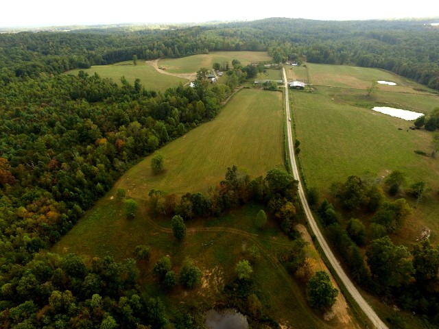 306 Ernie Hurst Road Deer Lodge, TN 37726 - Photo 30 of 38 Gallery Image 30