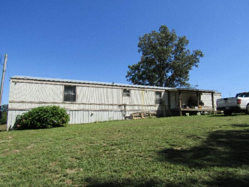 306 Ernie Hurst Road Deer Lodge, TN 37726 - Photo 4 of 38 Gallery Image 4
