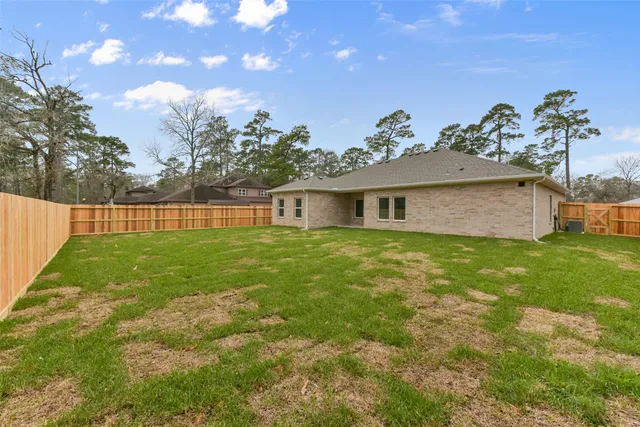 $2,600 | 13602 Pine Drive, Cypress, TX 77429