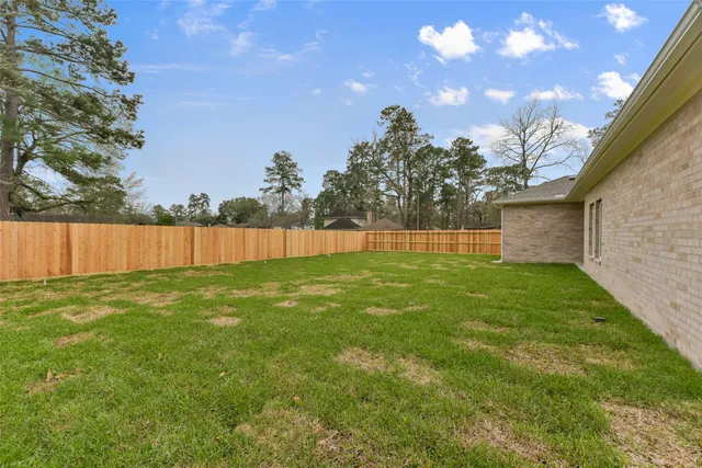$2,600 | 13602 Pine Drive, Cypress, TX 77429