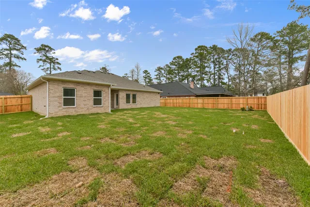 $2,600 | 13602 Pine Drive, Cypress, TX 77429