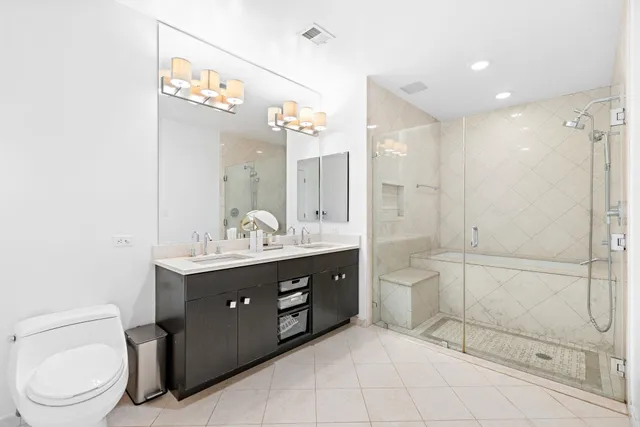 $918,000 | 250 Henley Place, Unit 206, Weehawken, NJ 07086