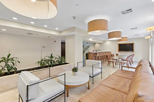 $918,000 | 250 Henley Place, Unit 206, Weehawken, NJ 07086