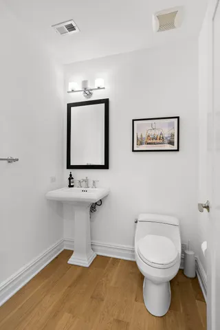 $918,000 | 250 Henley Place, Unit 206, Weehawken, NJ 07086