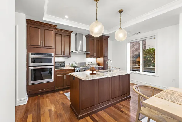 $918,000 | 250 Henley Place, Unit 206, Weehawken, NJ 07086