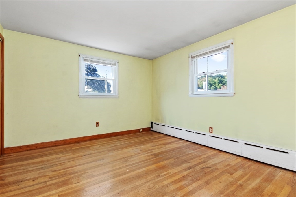 14 Valley Road Boston, MA 02124 - Photo 18 of 34