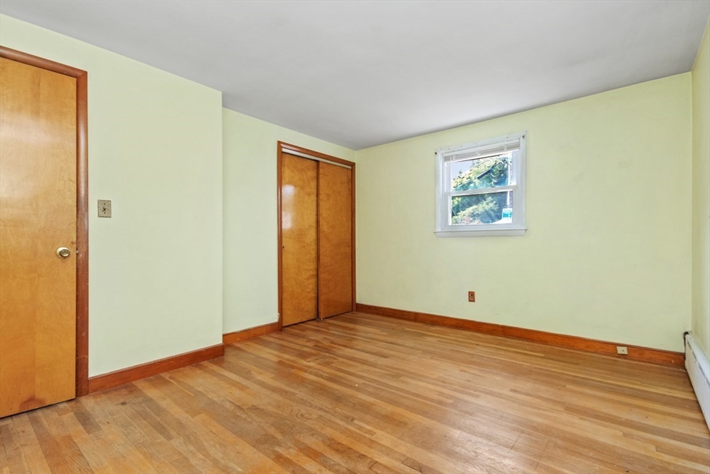 14 Valley Road Boston, MA 02124 - Photo 19 of 34